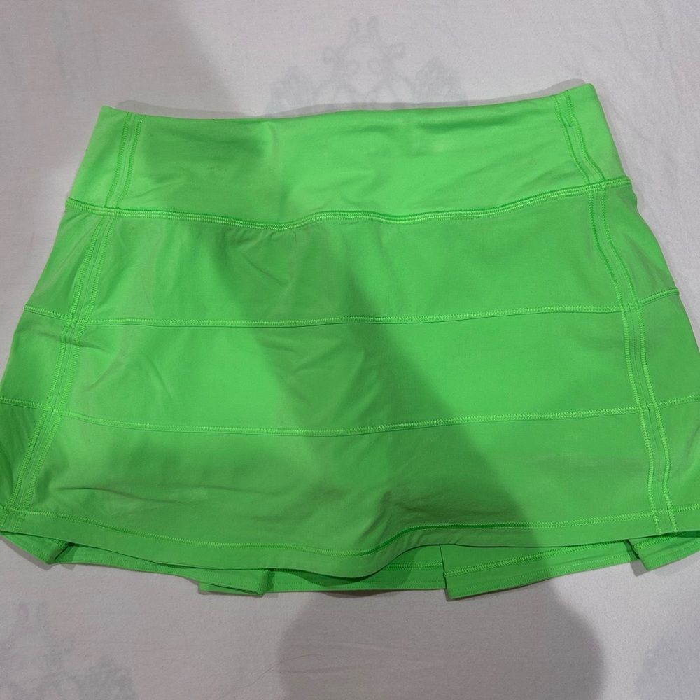 Lululemon Pace Rival Mid-Rise Skirt size 4 color pistachio WORN ONCE - Picture 4 of 6